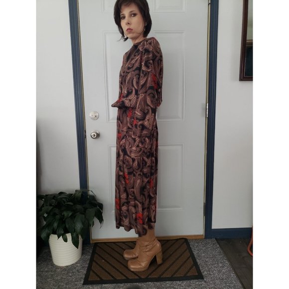 70s Paisley Pleated Dress - Picture 2 of 4